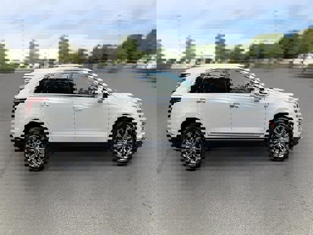 New 2026 Cadillac XT5 Premium Luxury w/ Driver Assist Package image 7