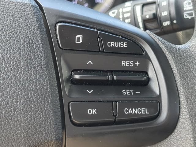 Used 2021 Hyundai Venue SE FWD image 22