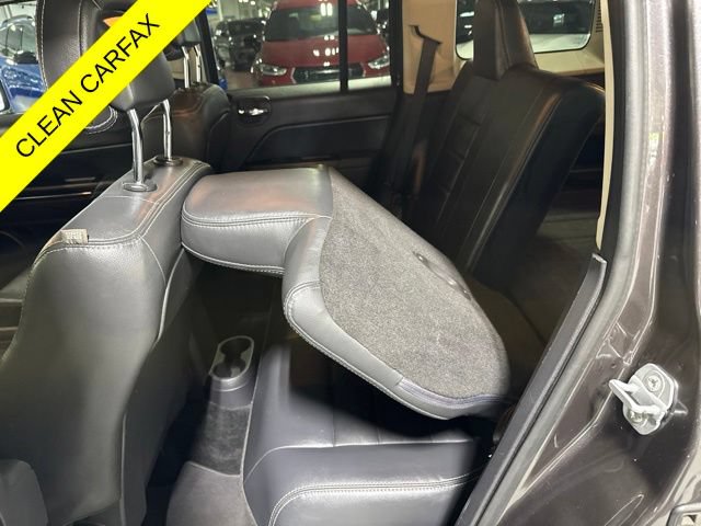 Used 2015 Jeep Patriot Limited AWD/4WD image 28