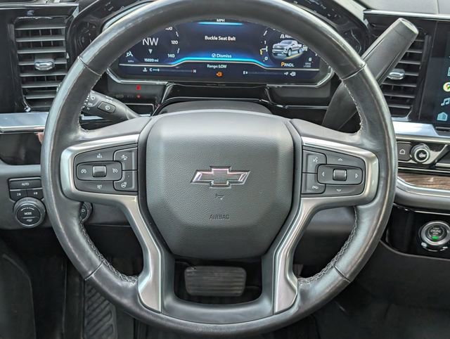Certified 2022 Chevrolet Silverado 1500 RST AWD/4WD image 11