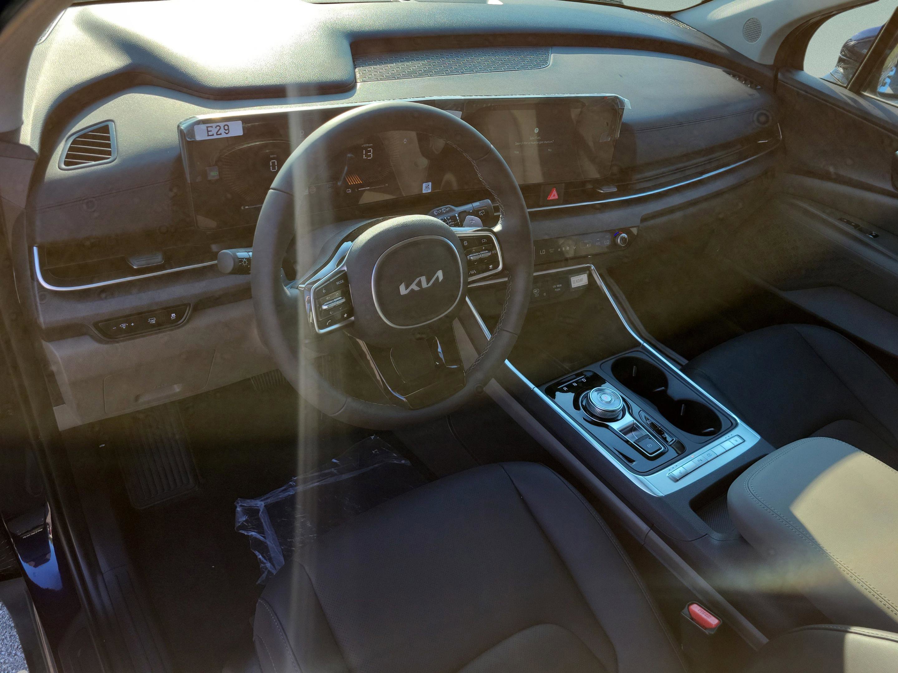 New 2026 Kia Carnival EX image 33