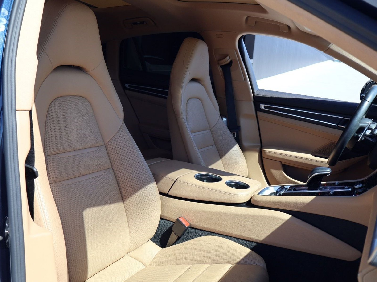Certified 2023 Porsche Panamera Platinum Edition RWD image 24