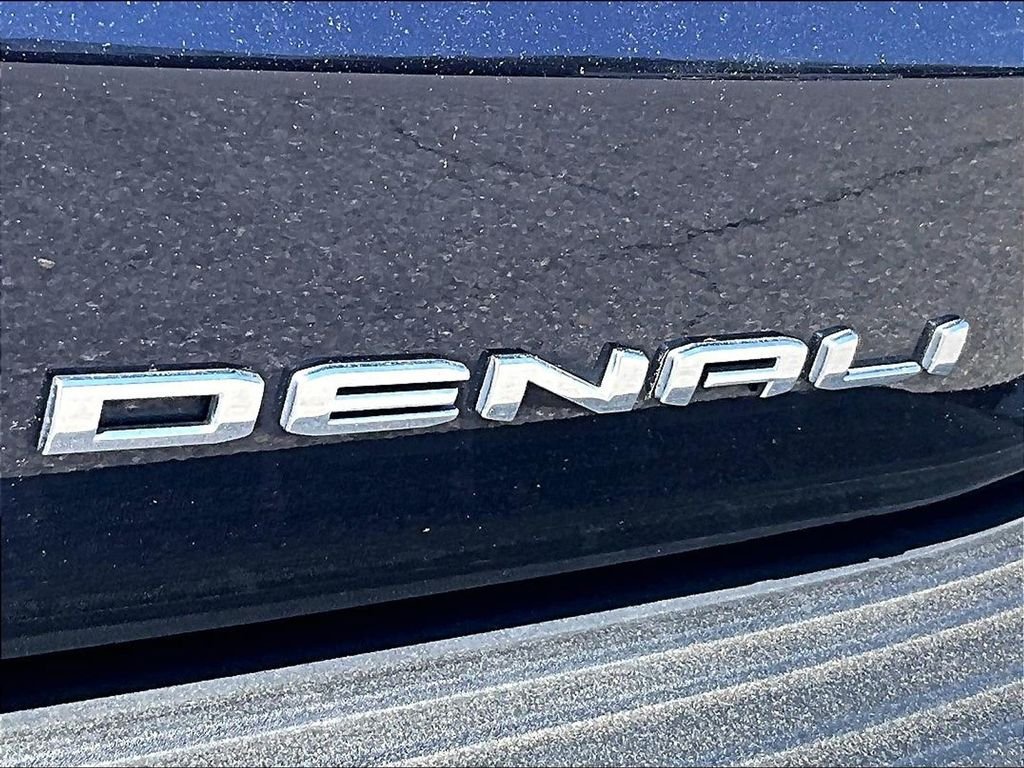 Used 2022 GMC Yukon Denali AWD/4WD image 30