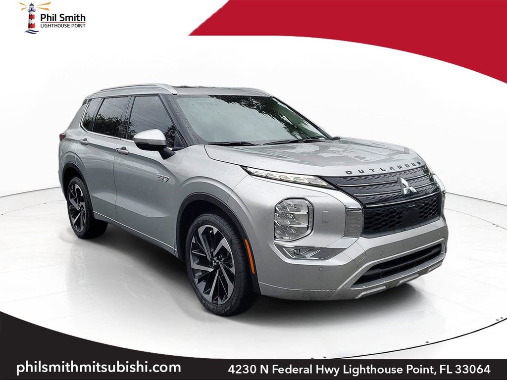 New 2025 Mitsubishi Outlander SEL image 1
