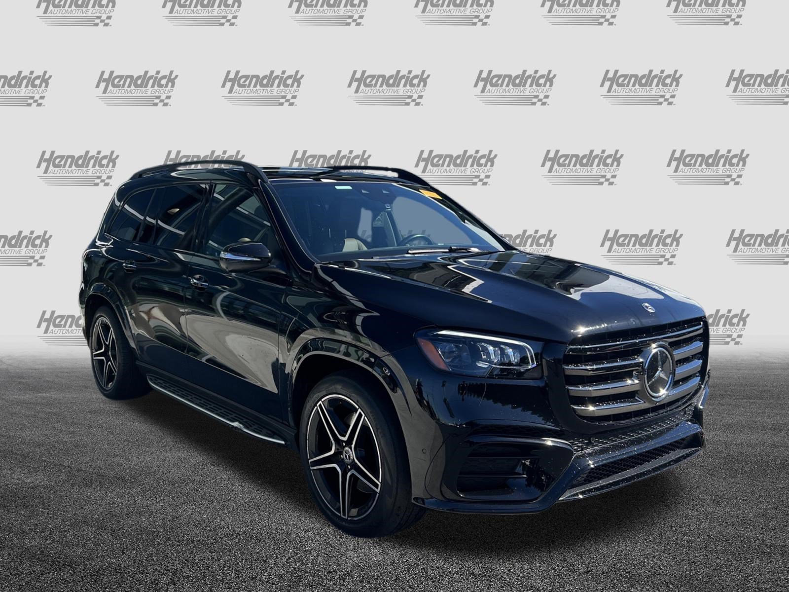 Used 2024 Mercedes-Benz GLS 450 4MATIC image 2