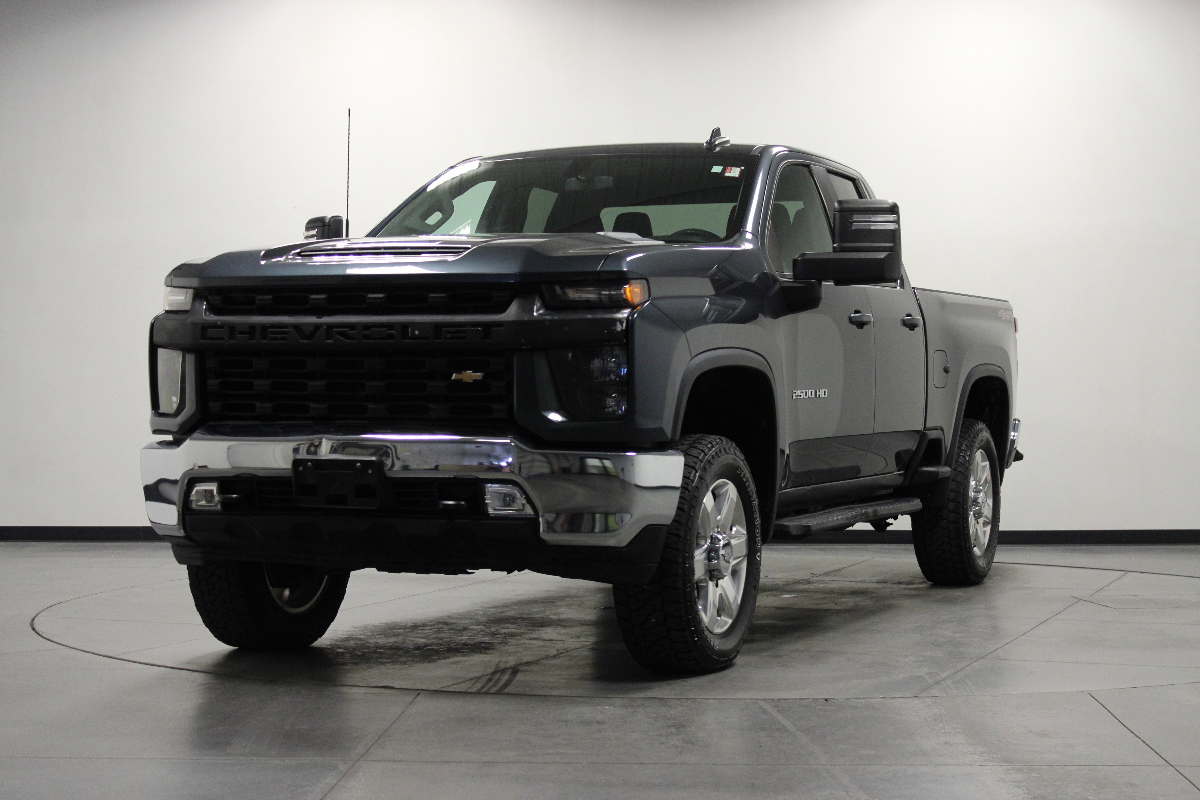 Used 2020 Chevrolet Silverado 2500 LT image 8