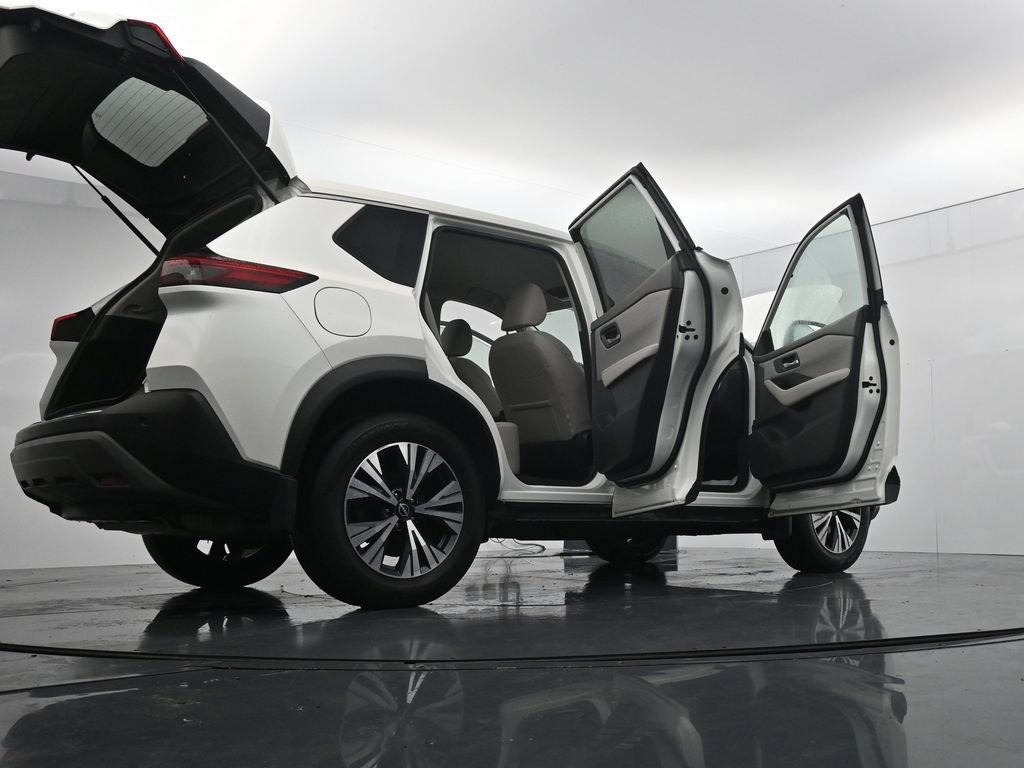 Used 2023 Nissan Rogue SV AWD/4WD image 39