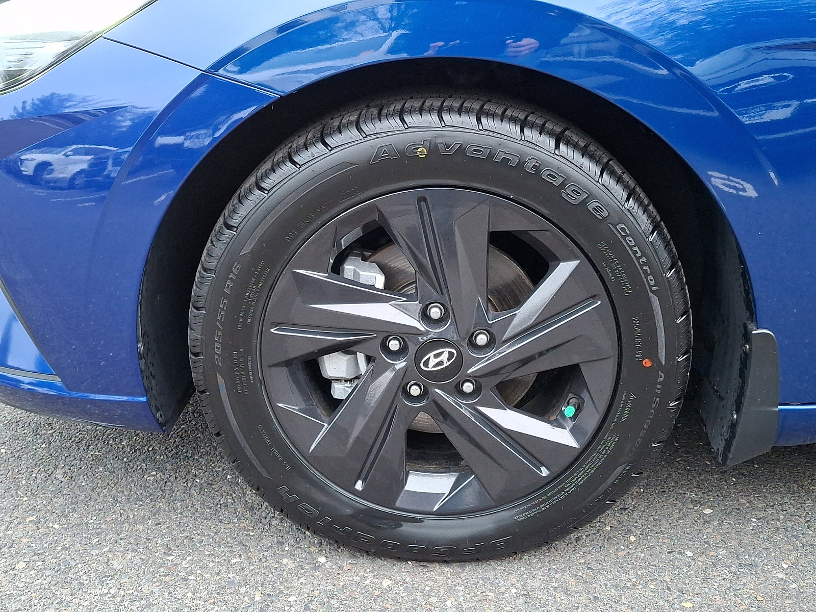 Certified 2023 Hyundai Elantra SEL w/ Winter Weather Package image 8