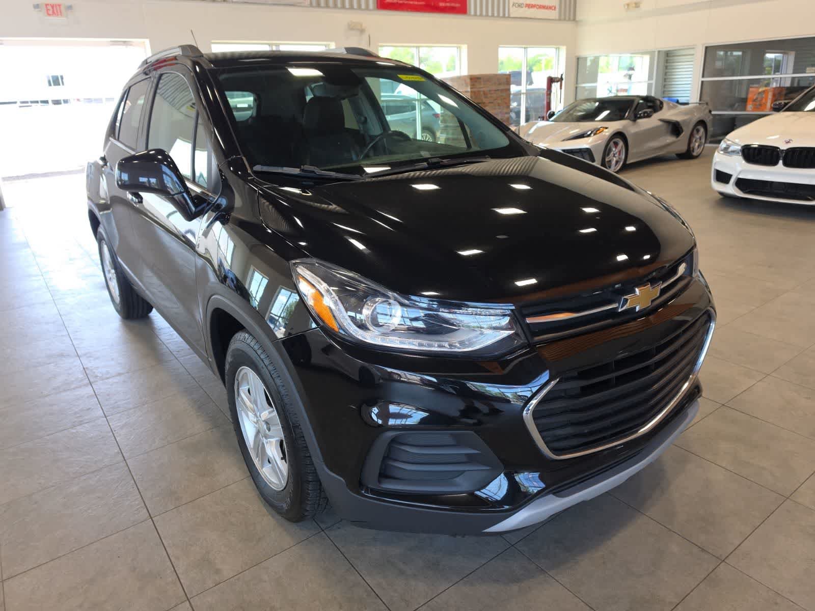 Used 2020 Chevrolet Trax LT w/ LT Convenience Package FWD image 5