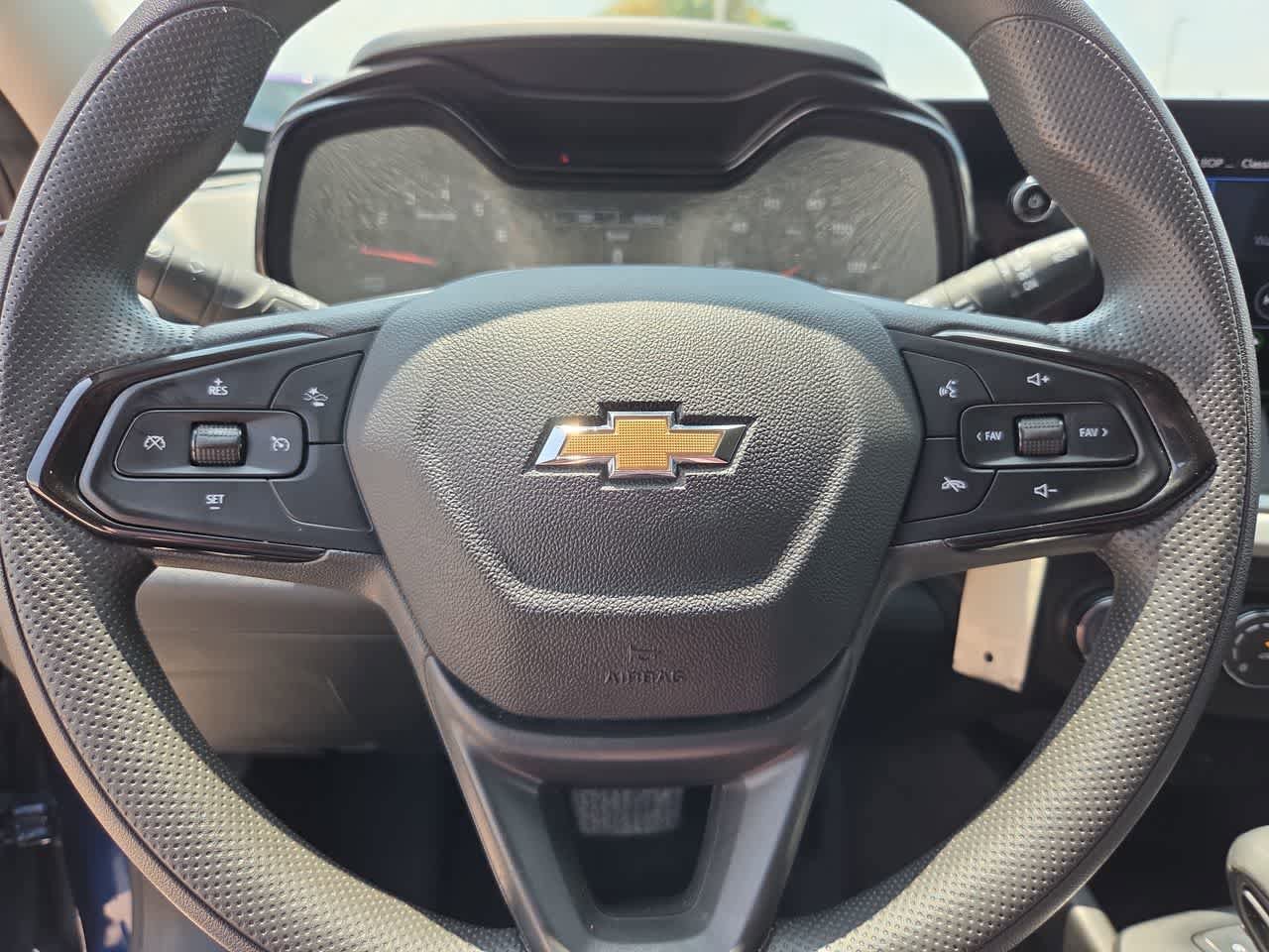 Used 2024 Chevrolet Trax LS w/ LS Convenience Package FWD image 22