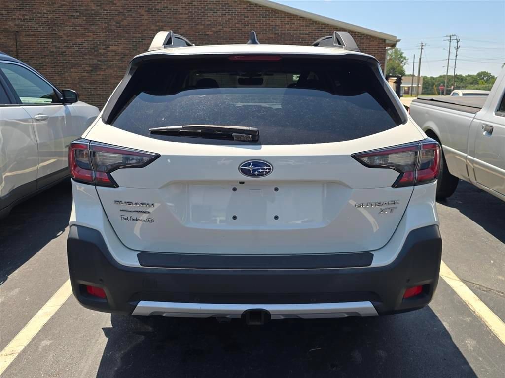Used 2023 Subaru Outback Limited XT AWD/4WD image 9