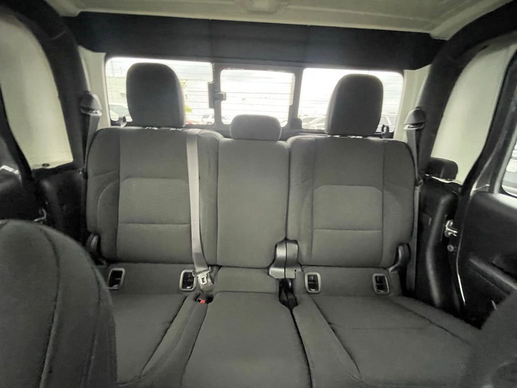 Used 2021 Jeep Gladiator Sport image 26
