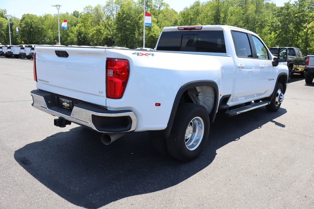 Used 2024 Chevrolet Silverado 3500 LT w/ All Star Edition AWD/4WD image 27
