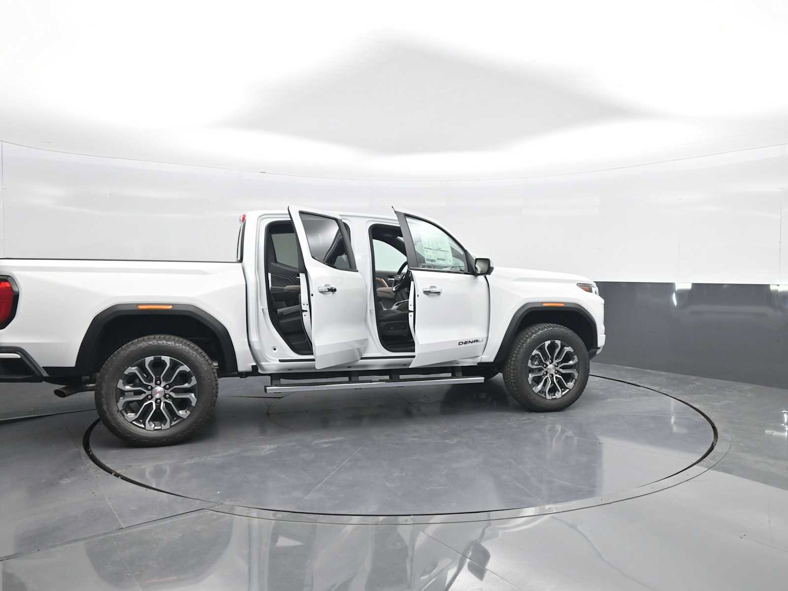 New 2026 GMC Canyon Denali AWD/4WD image 46