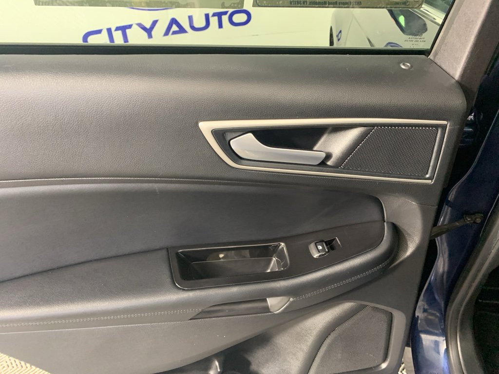 Used 2017 Ford Edge SEL w/ Equipment Group 201A image 33