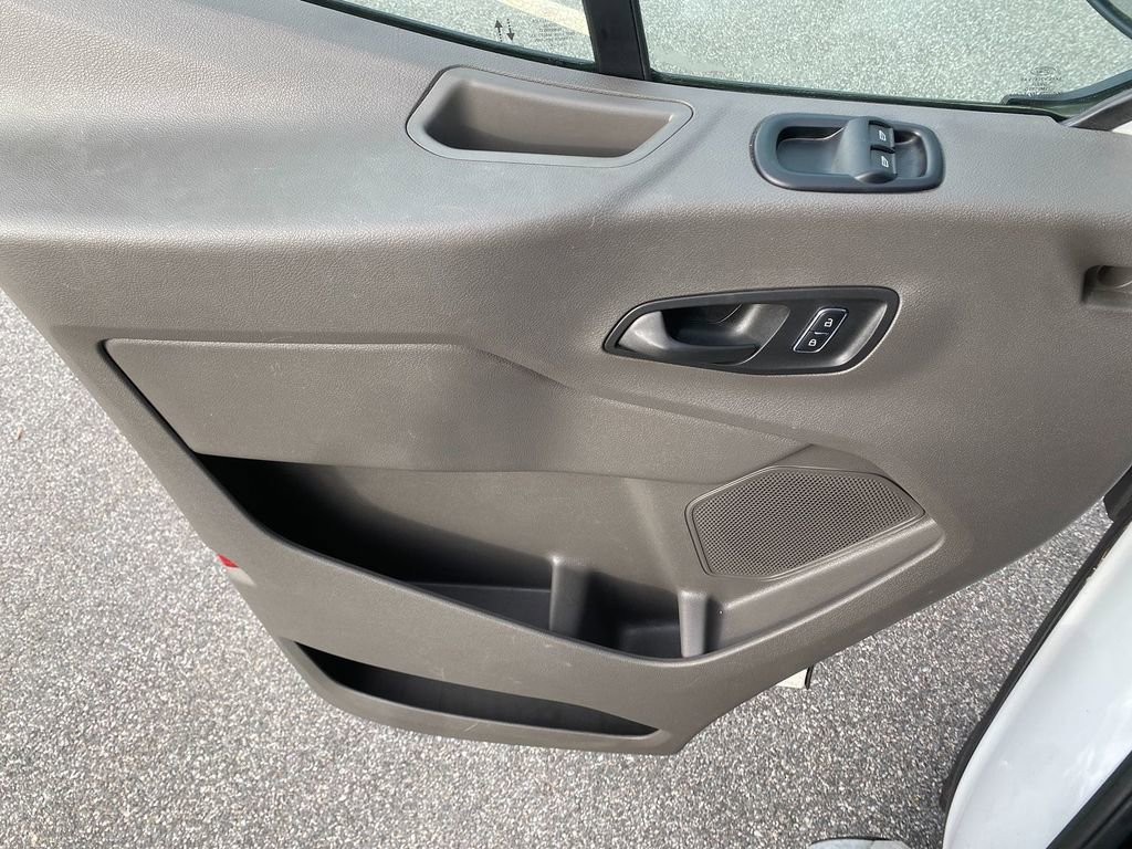 Used 2024 Ford Transit 250 Low Roof w/ Exterior Upgrade Package RWD image 11