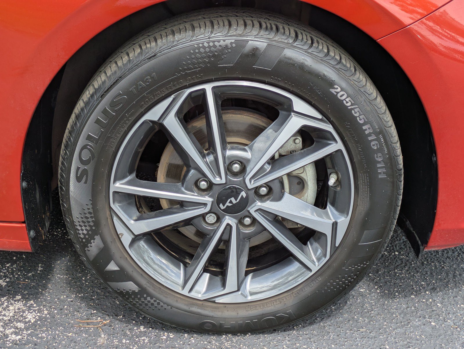 Certified 2023 Kia Forte LXS FWD image 9