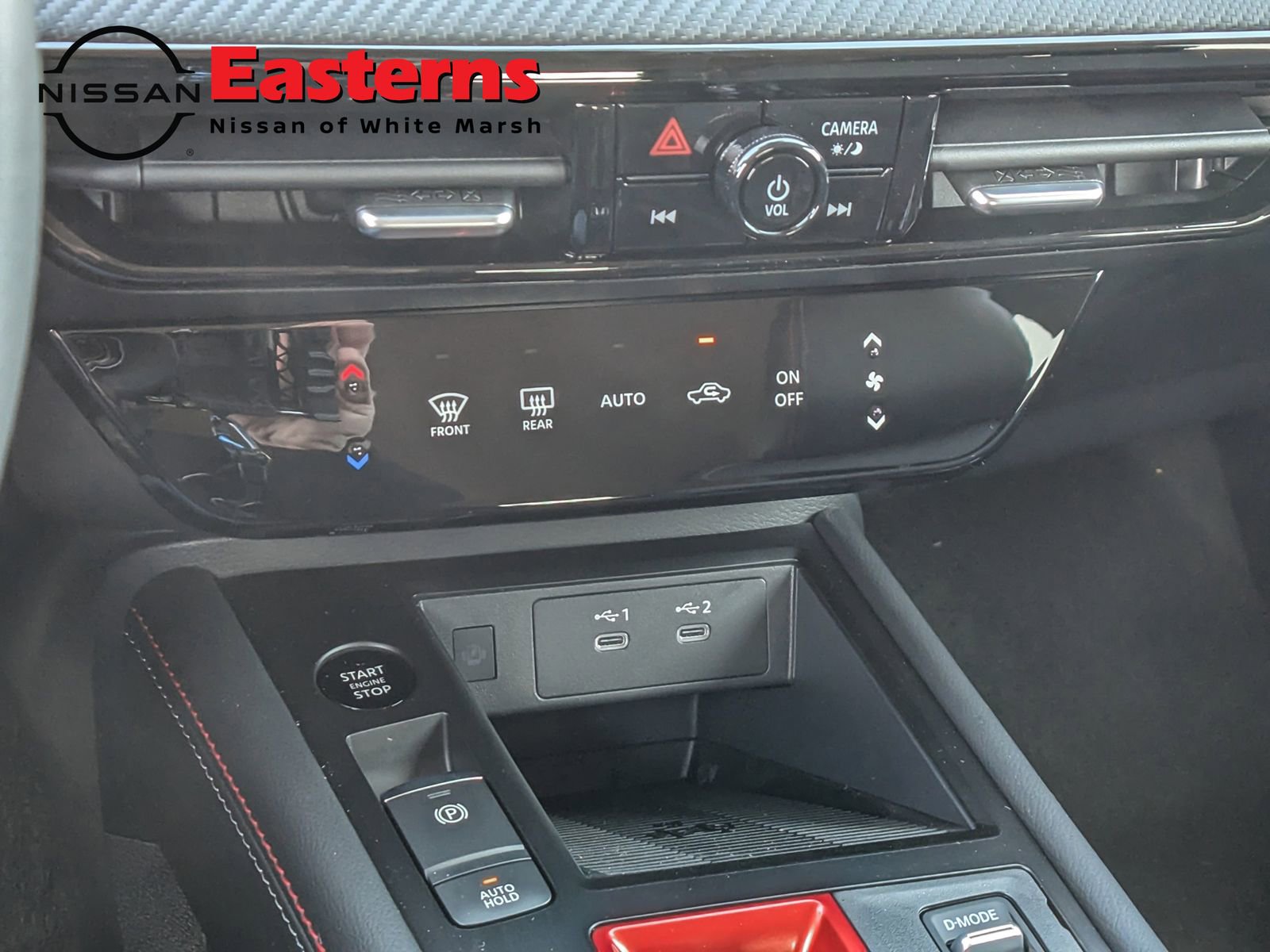 New 2026 Nissan Kicks SR AWD/4WD image 19