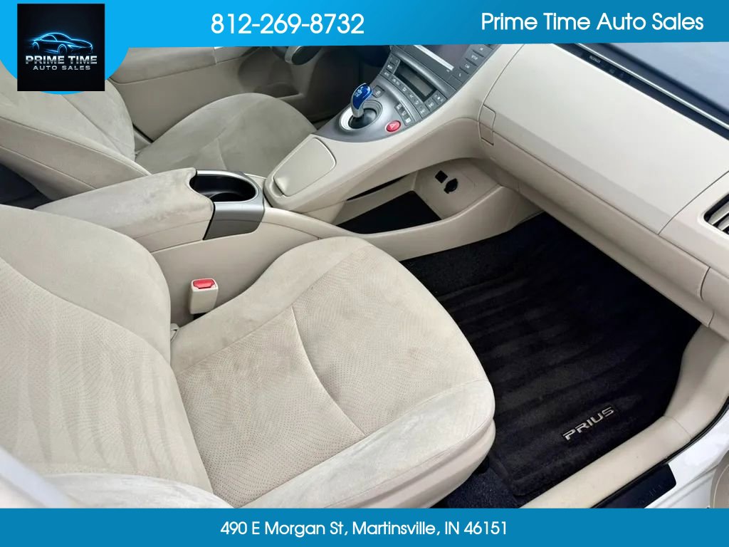 Used 2014 Toyota Prius Two FWD image 15
