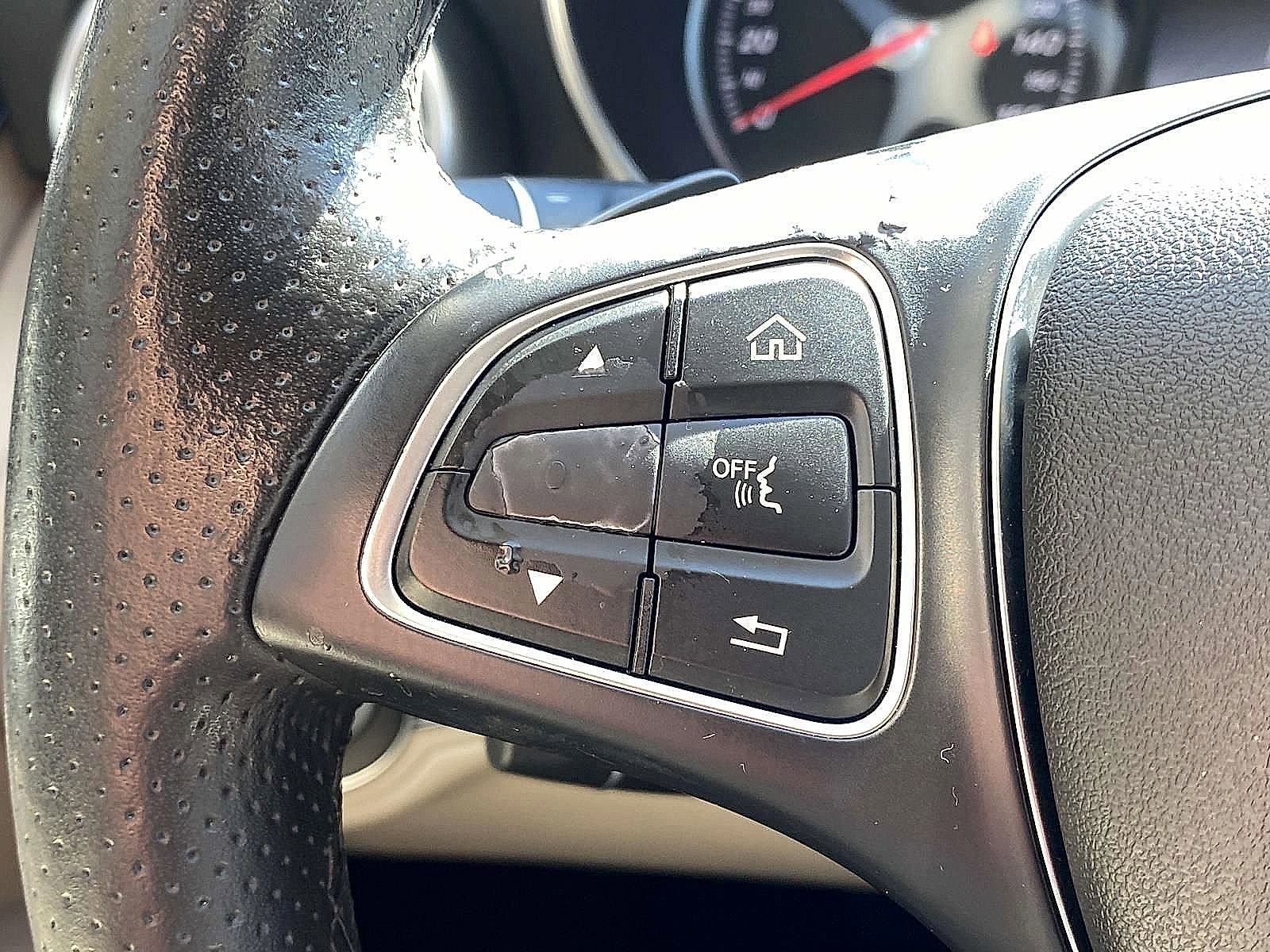 Used 2018 Mercedes-Benz C 300 4MATIC Sedan image 23