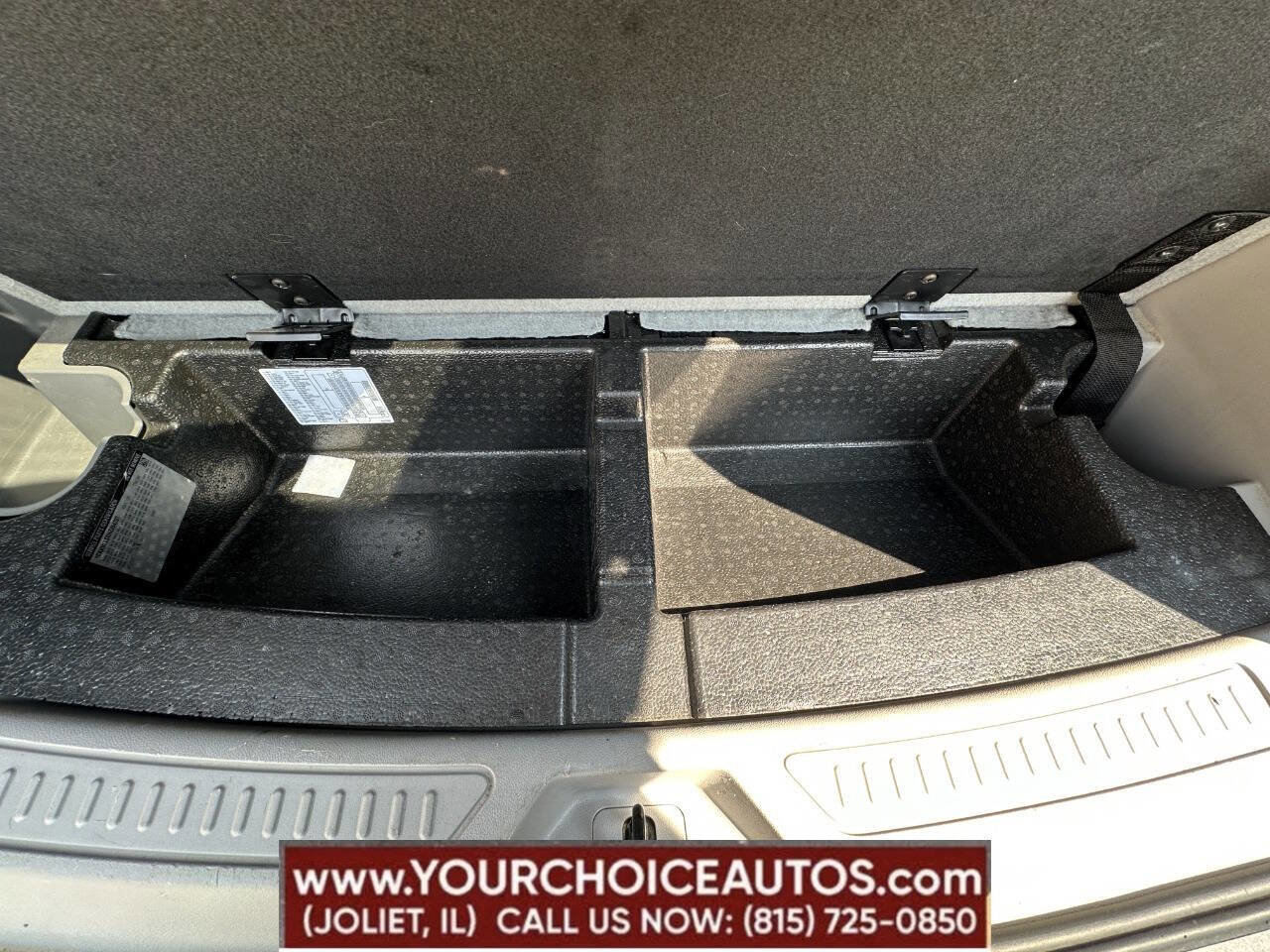 Used 2017 GMC Acadia SLE image 7