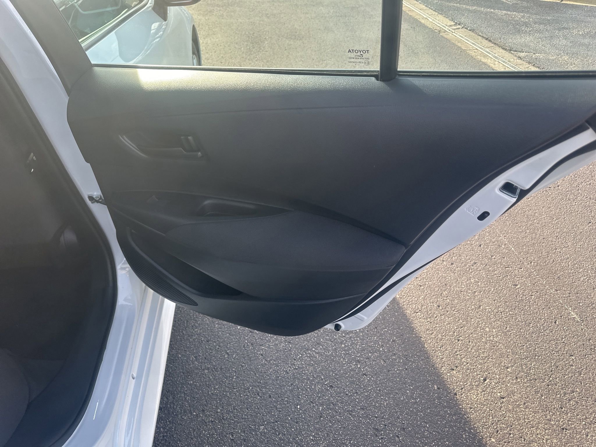 Used 2025 Toyota Corolla LE image 14