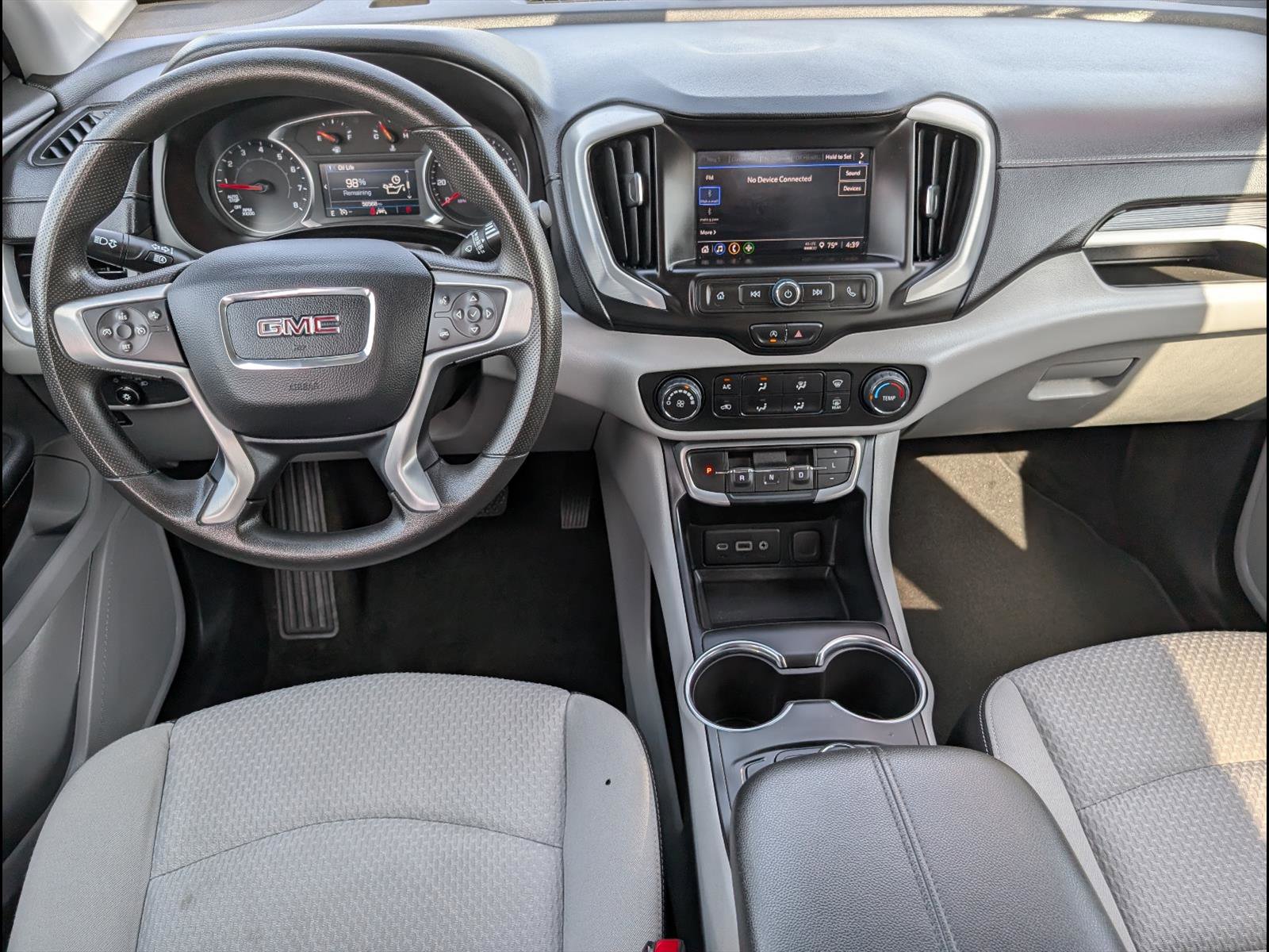 Used 2024 GMC Terrain SLE AWD/4WD image 9