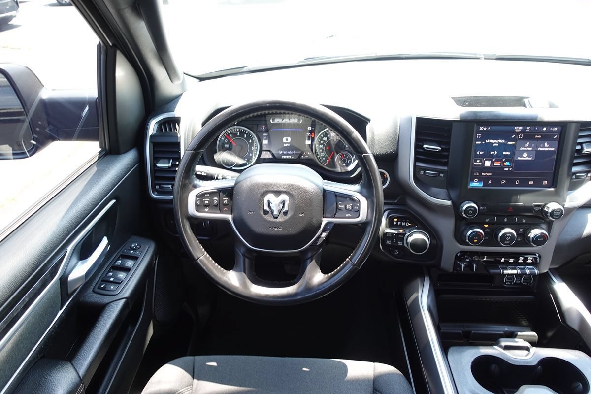 Used 2023 RAM 1500 Big Horn AWD/4WD image 41
