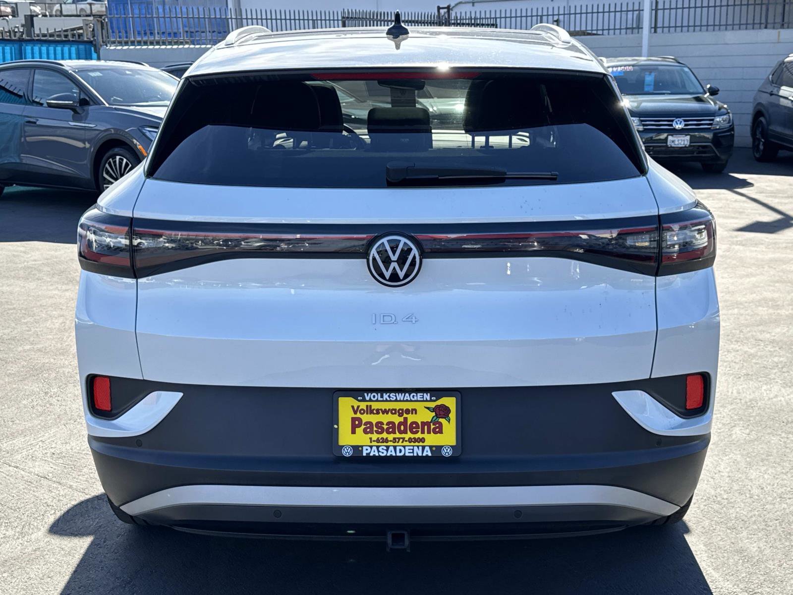 Certified 2023 Volkswagen ID.4 Pro S Plus image 4