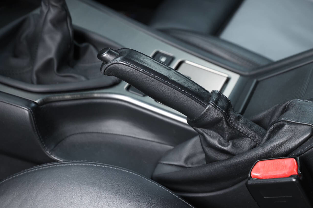 Used 2003 BMW M5 image 67