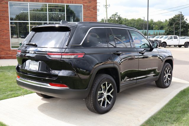 New 2025 Jeep Grand Cherokee Limited image 31