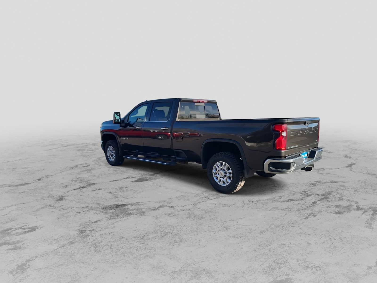 Used 2021 Chevrolet Silverado 3500 LTZ w/ LTZ Convenience Package image 6