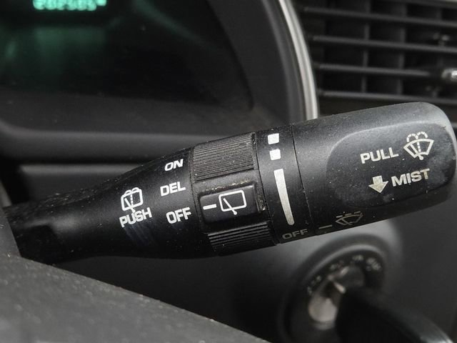 Used 2005 Chrysler Pacifica AWD w/ Cargo Convenience Group image 10