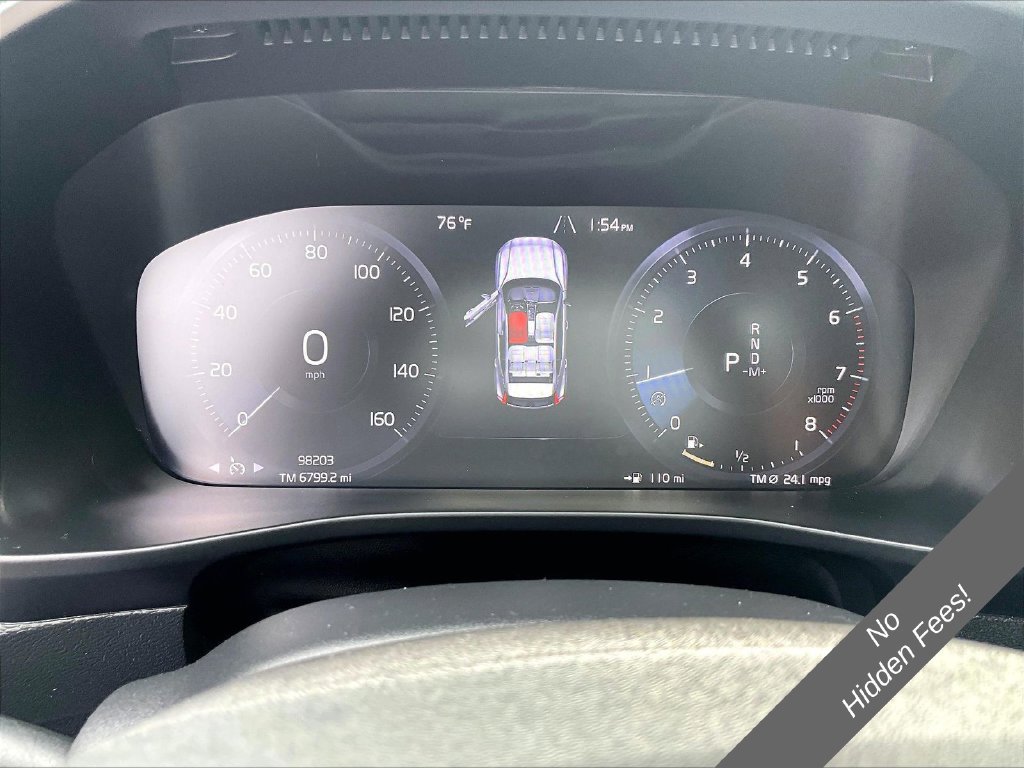 Used 2021 Volvo XC40 T4 Momentum FWD image 18