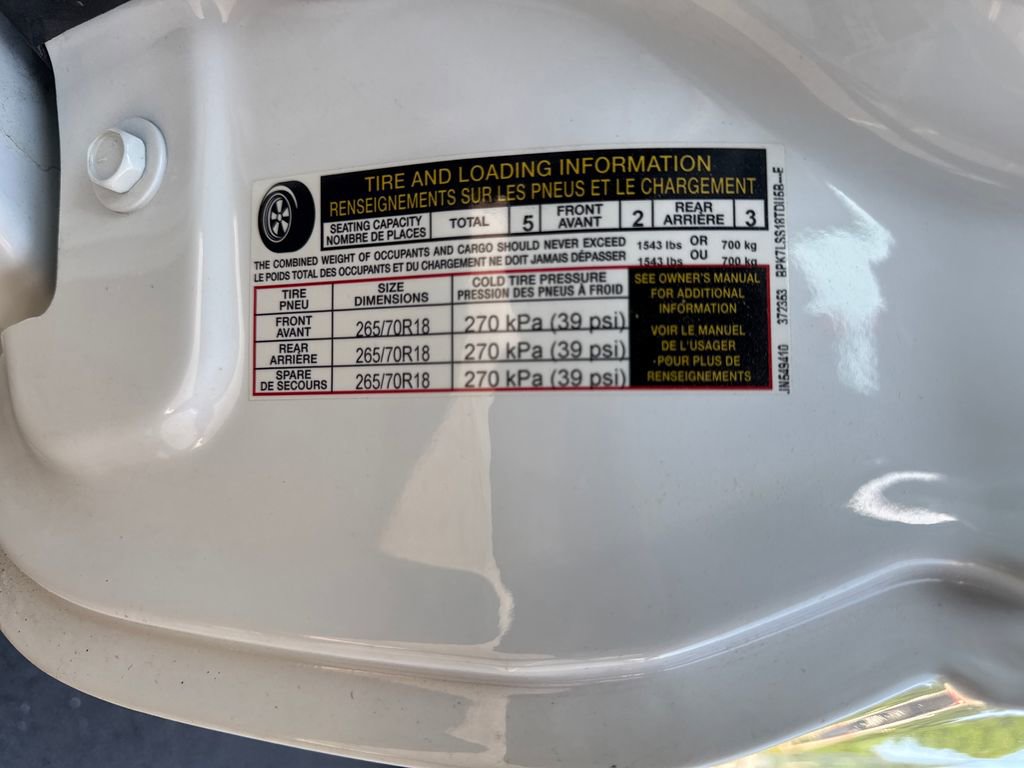 Used 2018 Nissan Titan SV w/ SV Convenience Package AWD/4WD image 45