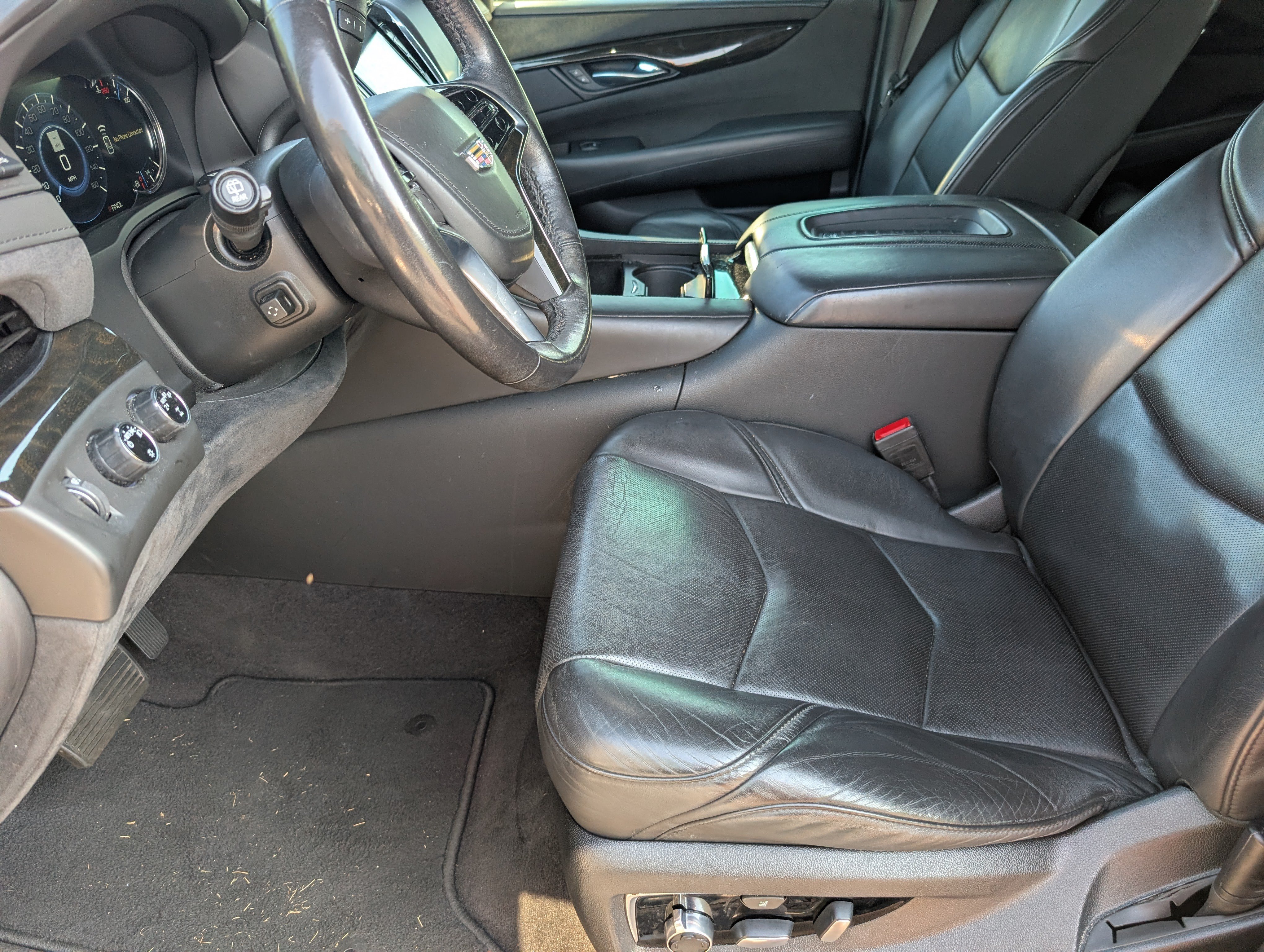 Used 2020 Cadillac Escalade Platinum AWD/4WD image 6