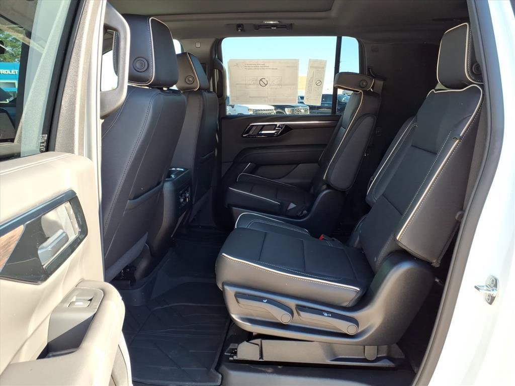 New 2026 Chevrolet Suburban Premier w/ Sun And Tow Package RWD image 11