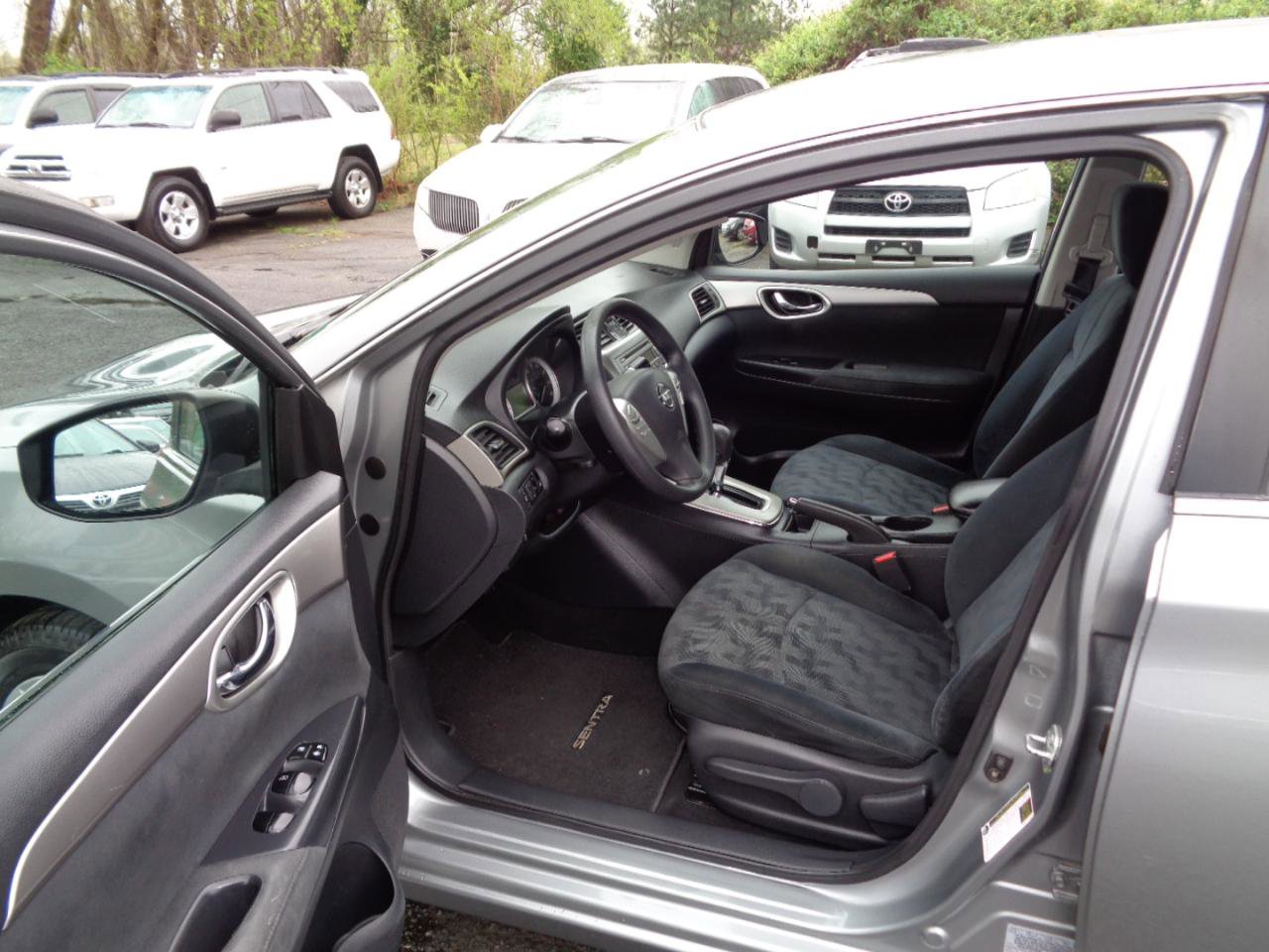 Used 2013 Nissan Sentra FE+ SV FWD image 14