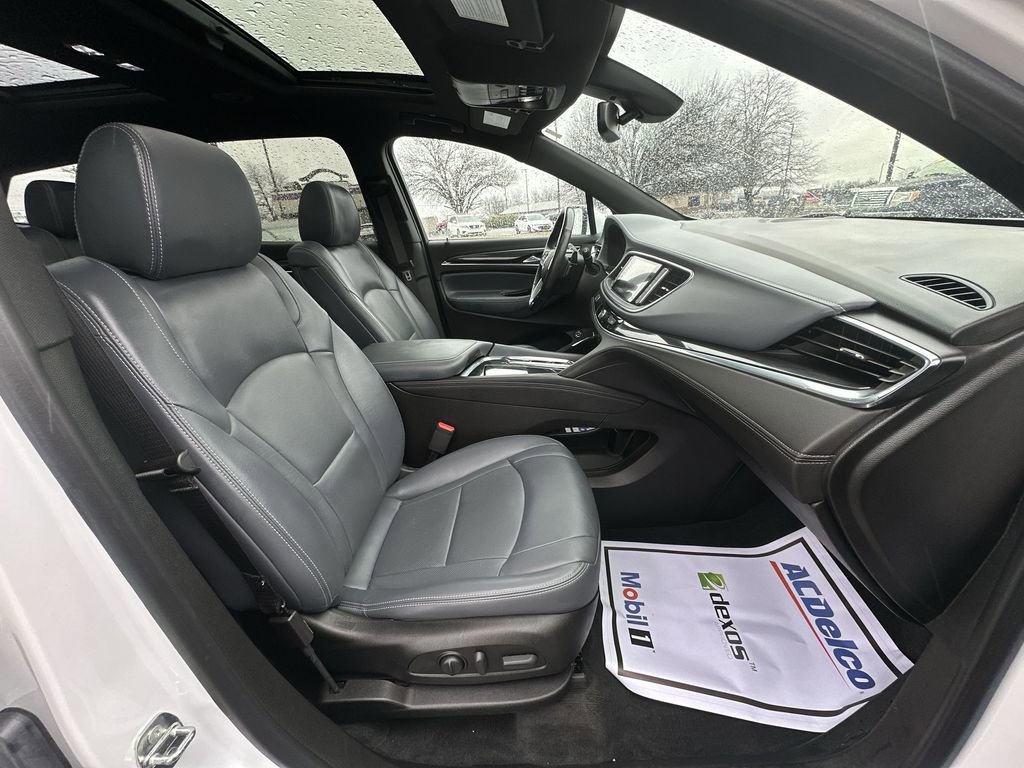 Used 2023 Buick Enclave Essence w/ Experience Buick Package image 25