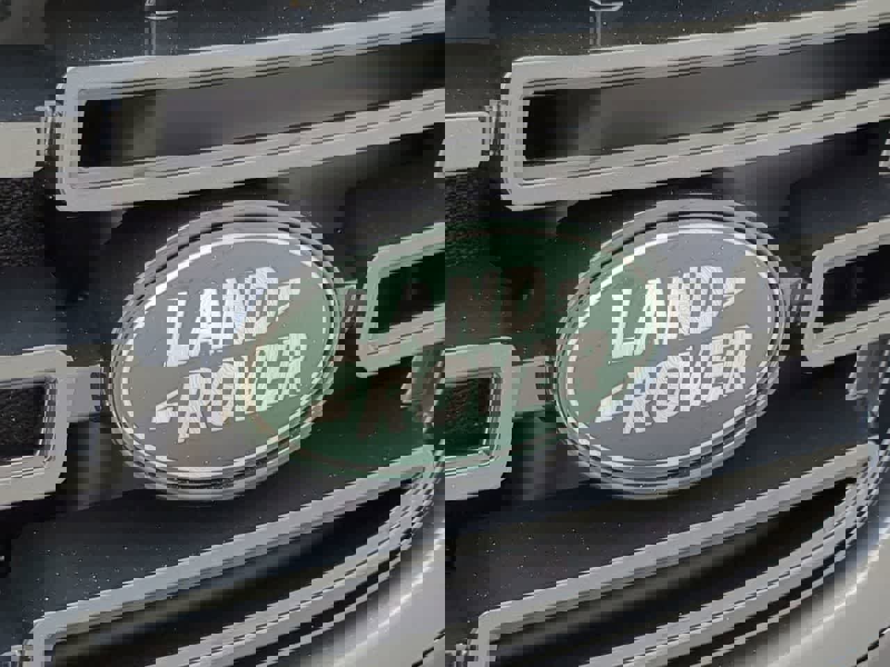 New 2026 Land Rover Range Rover Velar Dynamic SE image 12