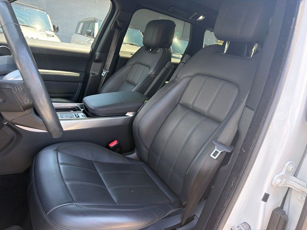 Used 2019 Land Rover Range Rover Sport HSE AWD/4WD image 16