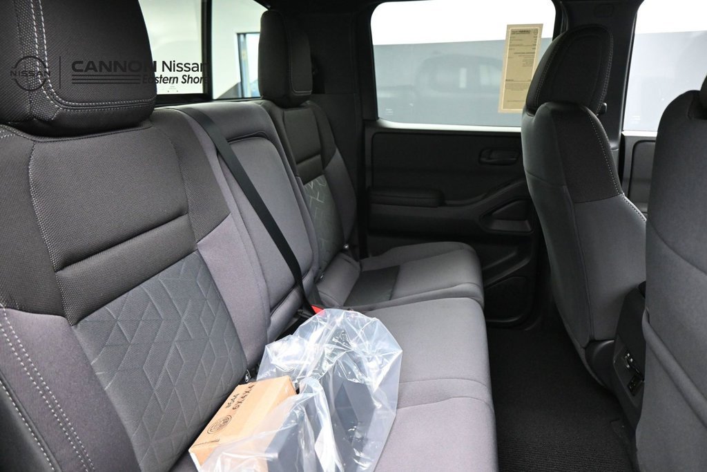 New 2027 Nissan Frontier SV w/ SV Convenience Package RWD image 15