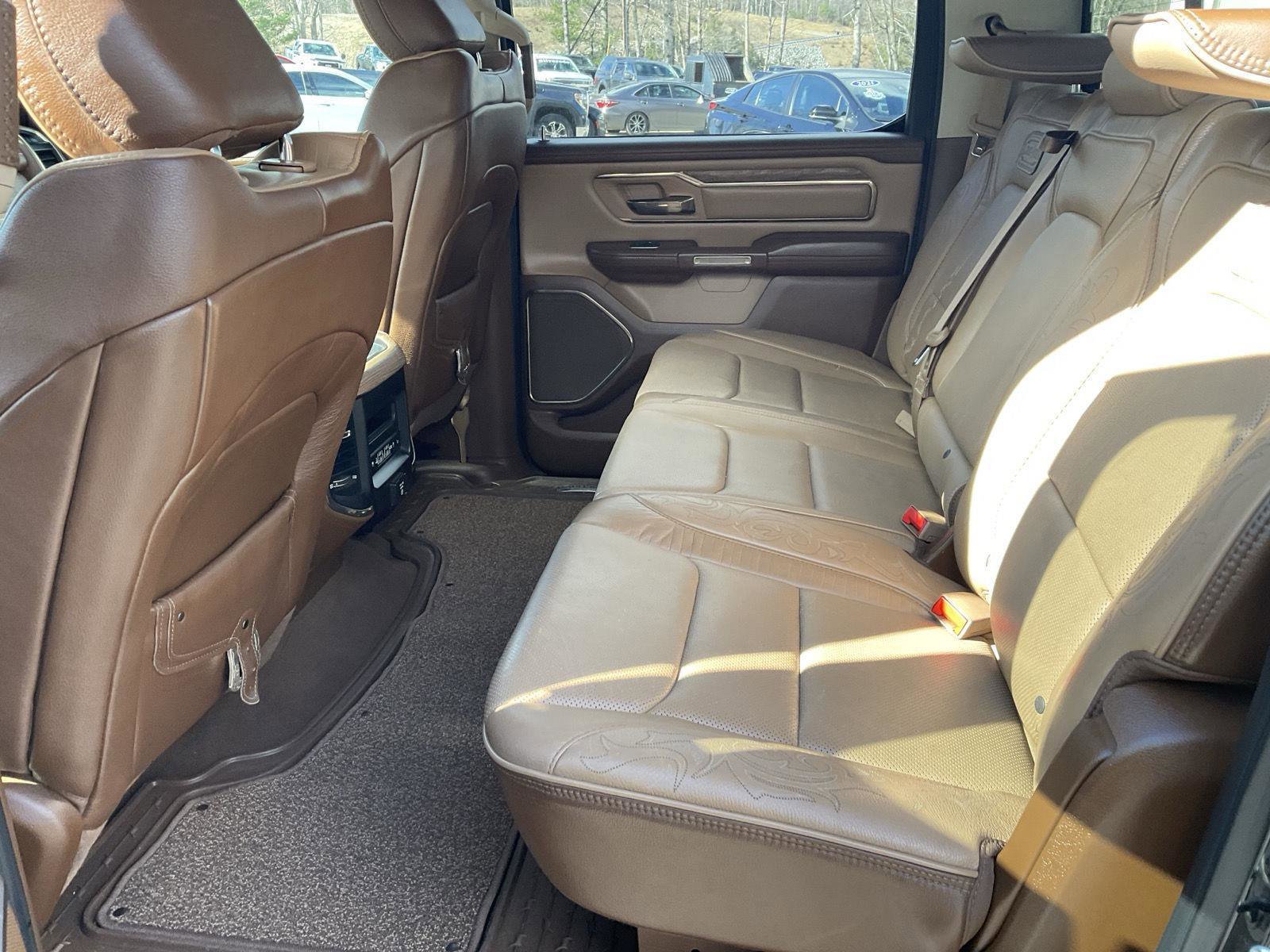 Used 2019 RAM 1500 Limited AWD/4WD image 11