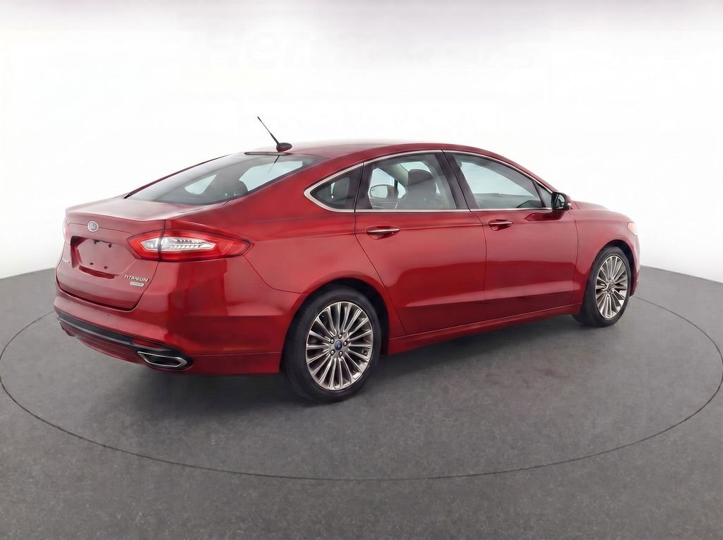 Used 2016 Ford Fusion Titanium FWD image 4