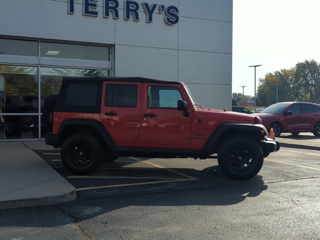 Used 2015 Jeep Wrangler Unlimited Sport w/ Quick Order Package 24S AWD/4WD image 2