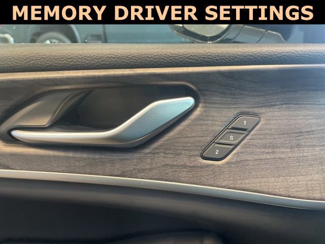 Used 2024 Jeep Grand Cherokee Limited image 12