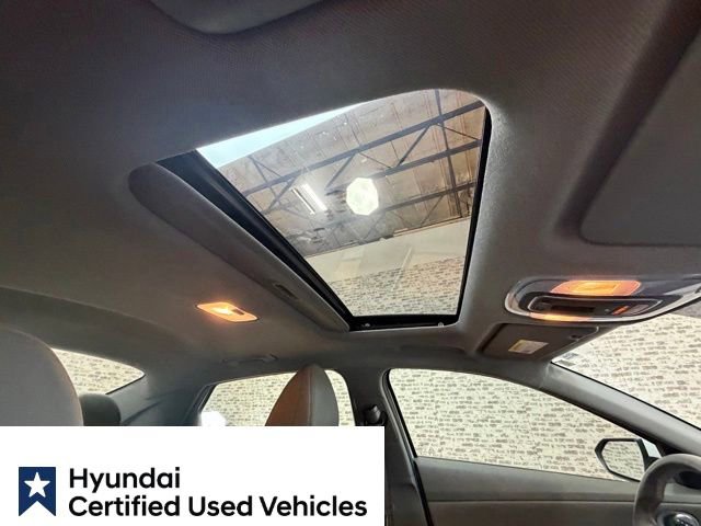 Used 2025 Hyundai Elantra SEL FWD image 8
