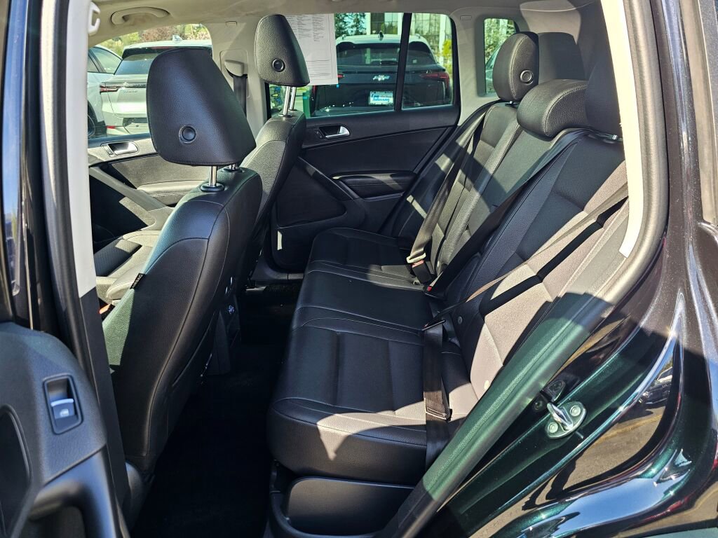 Used 2017 Volkswagen Tiguan Wolfsburg Edition AWD/4WD image 22