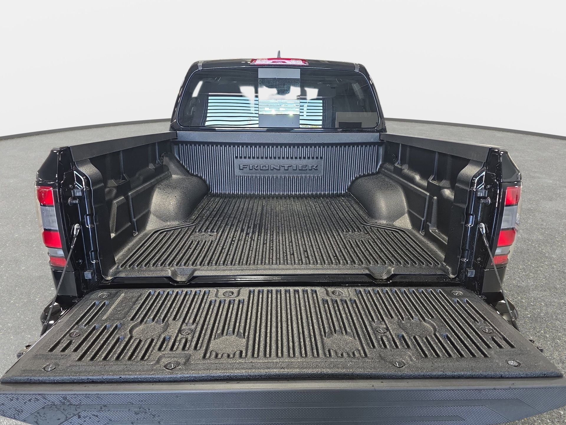 New 2026 Nissan Frontier SV w/ All-Weather Content Package AWD/4WD image 12