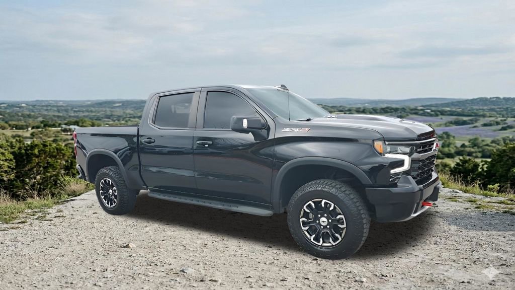 Used 2023 Chevrolet Silverado 1500 ZR2 w/ Technology Package AWD/4WD image 1
